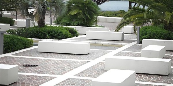 這款藝科石坐凳，品格不一樣，價格親民